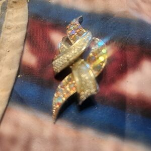 Sophisticated Silver and Gold Spiral Pin